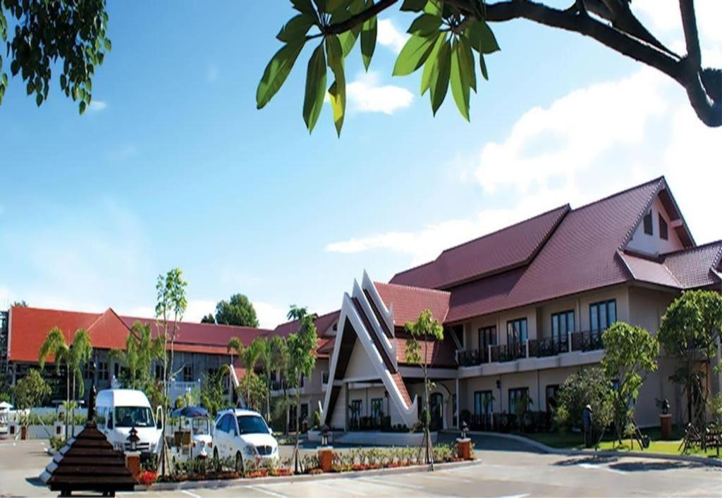 Daosavanh Resort & Spa Hotel Savannakhet Εξωτερικό φωτογραφία